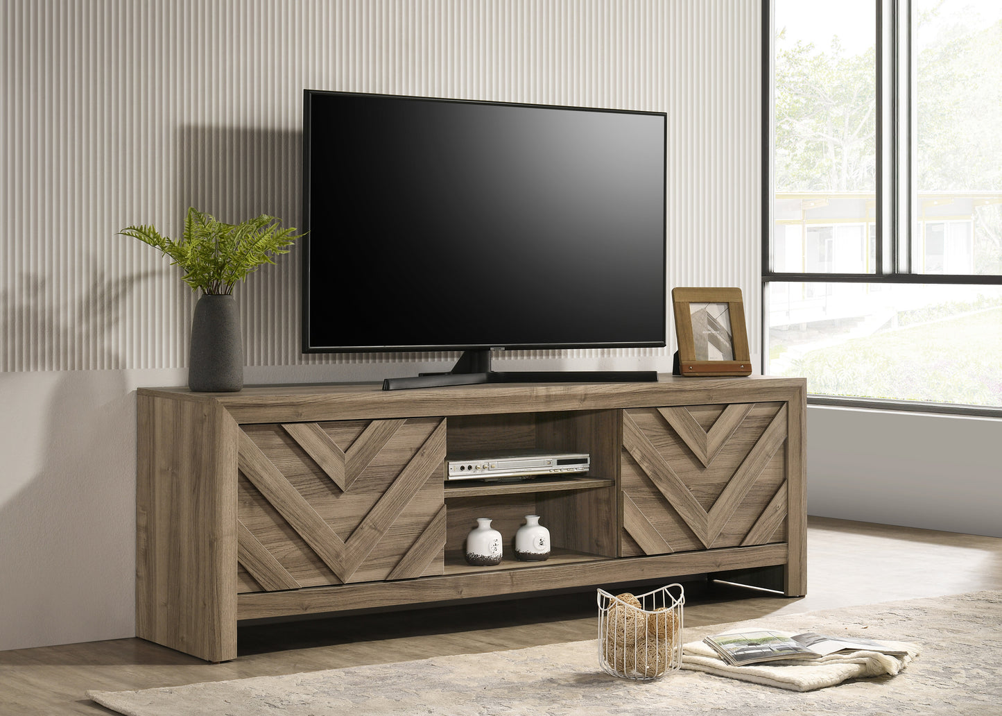 Valor TV Stand