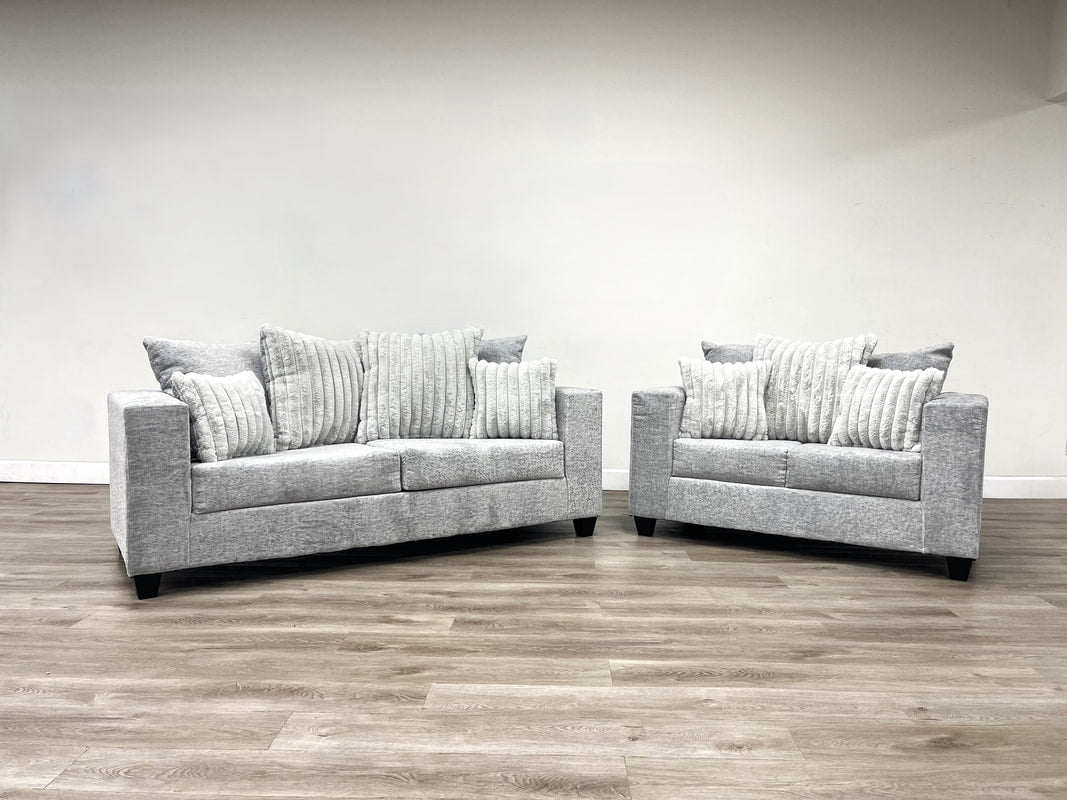 410 Sofa & Loveseat