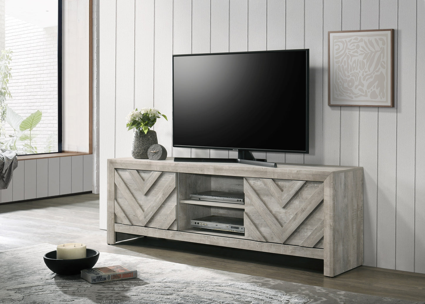 Valor TV Stand
