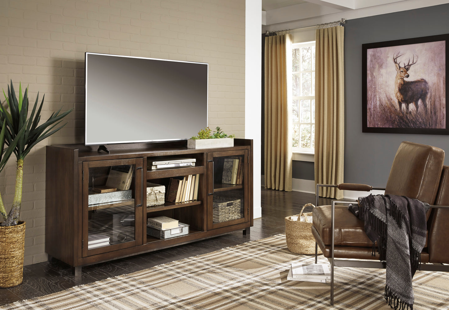 Starmore TV Stand