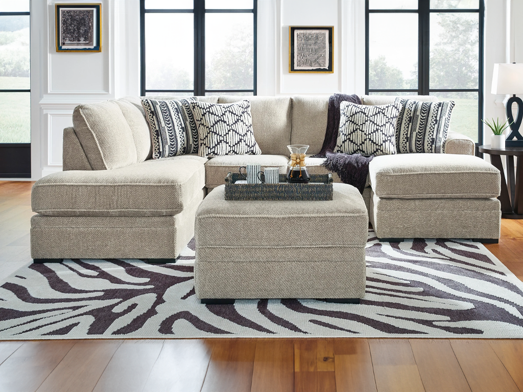 Calnita Sectional